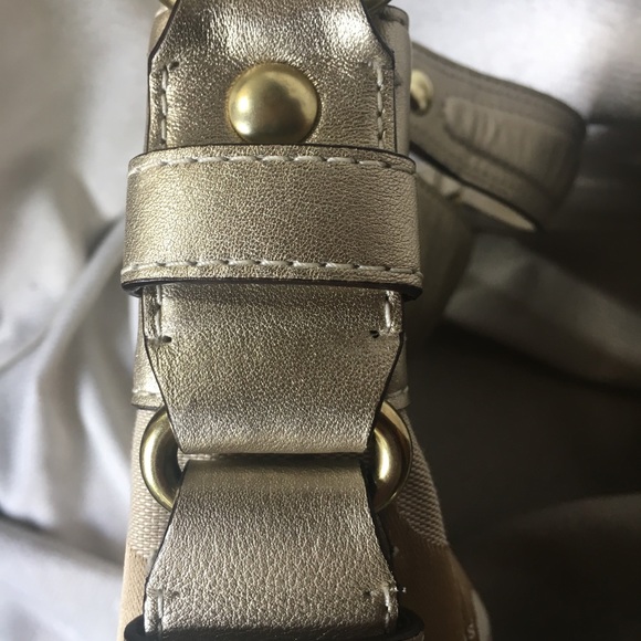 NWOT Coach Zoe Gold Khaki Cranberry Bag - Picture 4 of 8